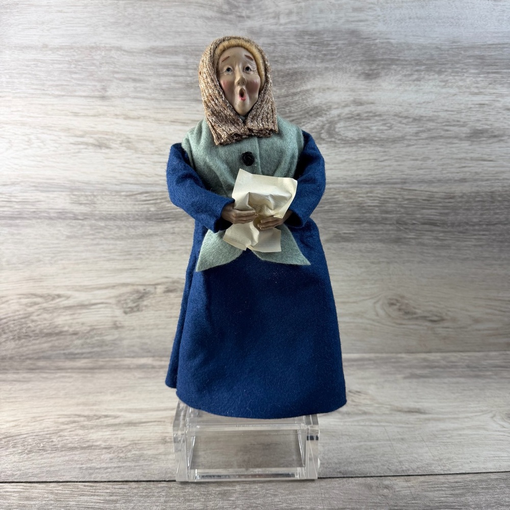 Vintage Women Singing Caroler Christmas Decor Holy Night Felt Clothing 12” Tall
